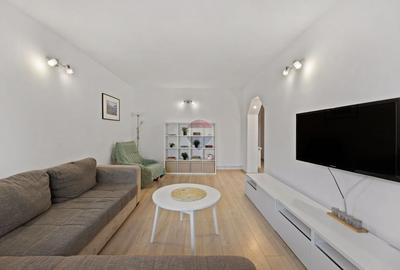 Apartament cu 4 camere decomandat, mobilat în UTA