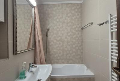 Apartament cu 3 camere decomandat în Casa de Cultură - 5
