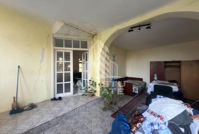 Casă individuală cu 4 camere cu Canalizare în Carani - 8