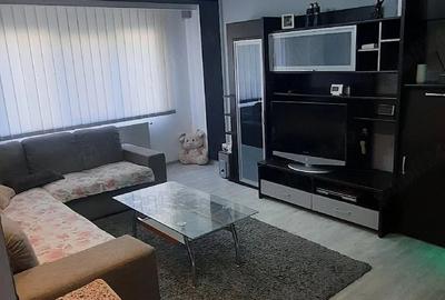 Apartament cu 3 camere decomandat în Central - 4