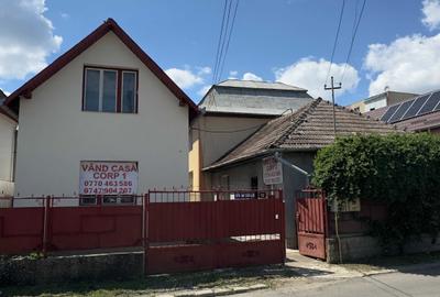 Casă cu 4 camere în Central