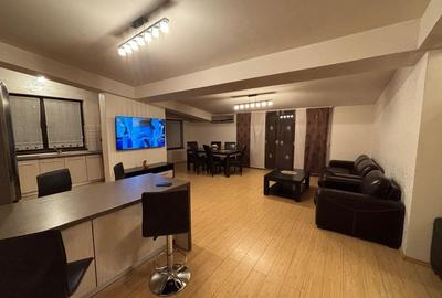 Apartament cu 4 camere decomandat în Central