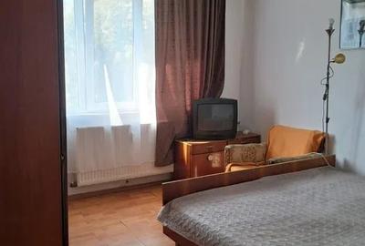 Apartament cu 2 camere decomandat, mobilat în Gorjului