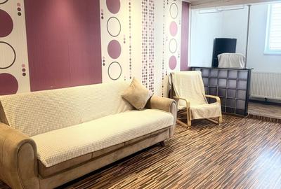 Apartament cu 3 camere decomandat, mobilat în Nicolina - 1