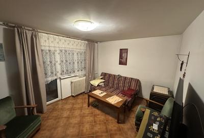 Apartament cu 2 camere decomandat, mobilat în Berceni