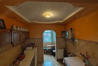 Apartament cu 2 camere decomandat în Rogerius