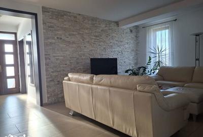 Casă cu 6 camere cu Teren 1100 Mp în Tăuții-Măgherăuș - 3