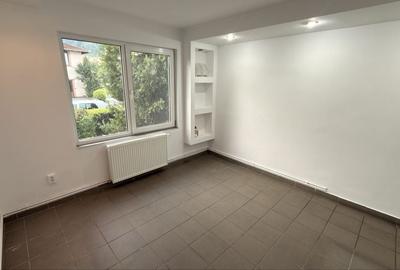 Apartament cu 3 camere în Central - 5