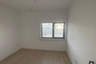 Apartament cu 3 camere decomandat în Tunari