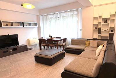 Apartament cu 3 camere semidecomandat, mobilat în Iancu Nicolae