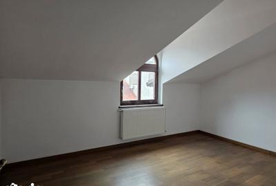 Casă cu 5 camere cu Teren 220 Mp în Orașul Nou - 3