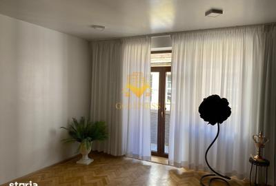 Spațiu comercial, de 91 mp, în Central - 4