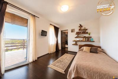 Casă cu 15 camere cu Teren 1398 Mp în Central