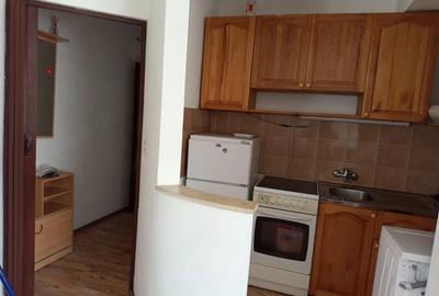 Garsonieră decomandată în Nord