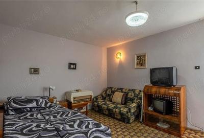 Casă cu 3 camere în Viperești - 1