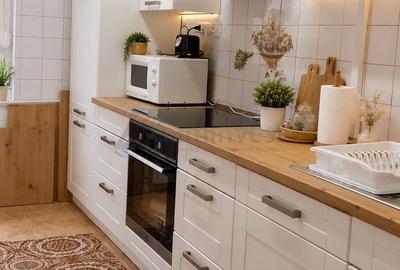 Apartament cu 3 camere decomandat, mobilat în Decebal