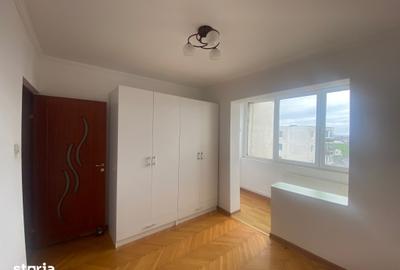 Apartament cu 3 camere decomandat în Unirii