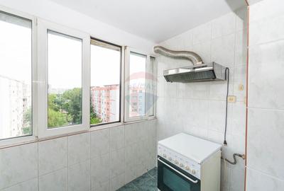 Apartament cu 3 camere decomandat în Periferie - 16