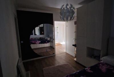 Apartament cu 3 camere decomandat în Popoveni - 8