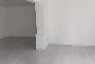 Spațiu comercial, de 58 mp, în Rogerius
