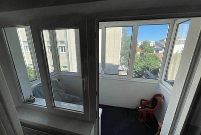 Apartament cu 2 camere decomandat în Griviței