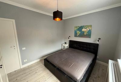 Apartament cu 3 camere semidecomandat în Central - 2