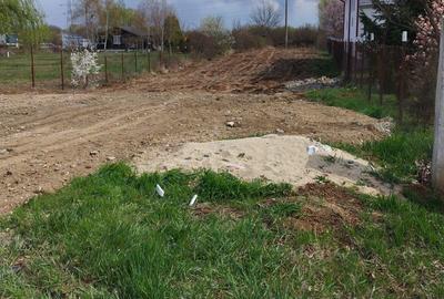 Teren de 1250 mp, în Săbăreni - 3