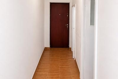 Apartament cu 3 camere decomandat în Crângași