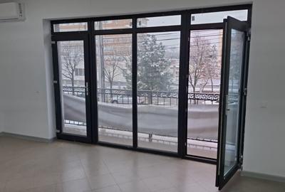Spațiu comercial, de 60 mp, în Exterior Vest - 6