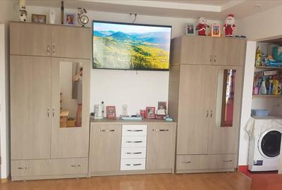 Apartament cu 3 camere semidecomandat în Nord - 1