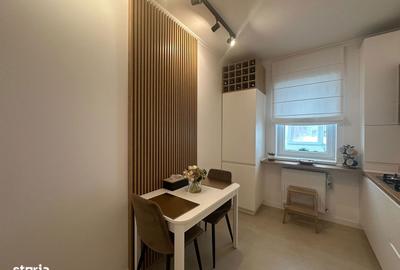 Apartament cu 3 camere, mobilat în Central - 1