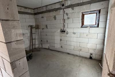 Casă cu 2 camere cu Teren 1600 Mp în Teaca - 8