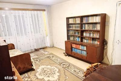 Apartament cu 3 camere decomandat în Buzaului - 2