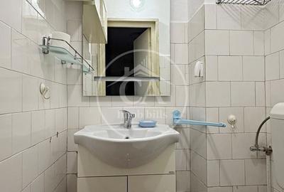 Apartament cu 4 camere decomandat în Decebal - 2