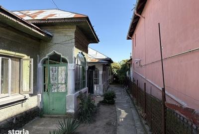 Casă cu 4 camere cu Teren 362 Mp în Central