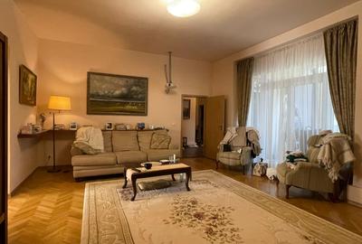 Apartament cu 5 camere decomandat, mobilat în Punctele Cardinale - 1