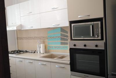 Apartament cu 2 camere decomandat în Titan