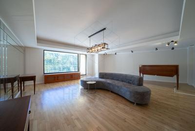 Apartament cu 3 camere decomandat, mobilat în Herăstrău