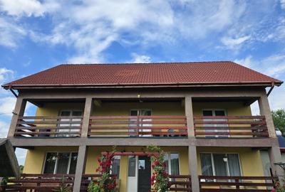 Casă cu 4 camere în Poiana - 2