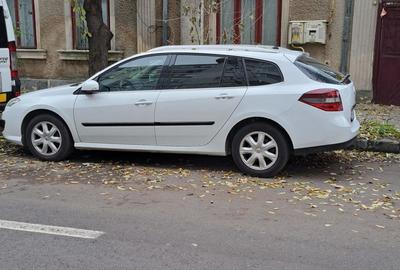 Casă cu 4 camere în Central - 2