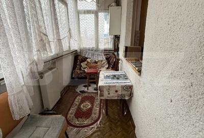 Apartament cu 3 camere decomandat, mobilat în Nicolina - 11