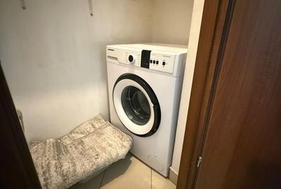 Apartament cu 3 camere decomandat în Titan