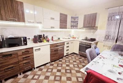 Casă cu 5 camere cu Teren 520 Mp în Central - 3