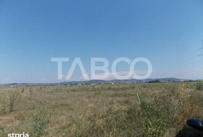 Teren de 2400 mp, în Șelimbăr