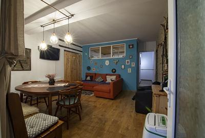 Apartament cu 2 camere semidecomandat în Central