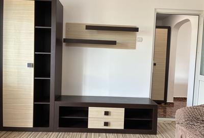Apartament cu 2 camere decomandat în Lehnești