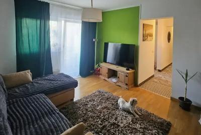 Apartament cu 4 camere semidecomandat în Central - 1