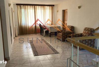 Casă cu 7 camere cu Teren 3100 Mp în Poiana - 2