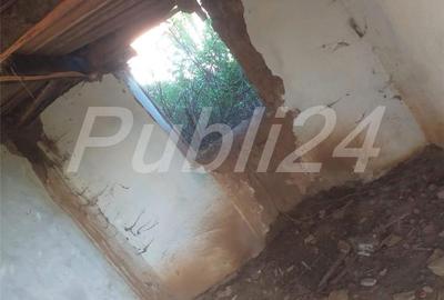 Casă cu 2 camere cu Teren 874 Mp în Covăsinț - 2