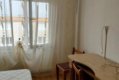 Apartament cu 2 camere decomandat în Craiter